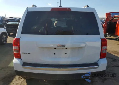 2012 Jeep Patriot Latitude z USA, uszkodzony, nr VIN 1C4NJRFB7CD718349